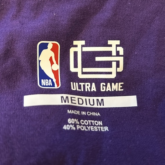 NWT Lakers tee shirt - Picture 6 of 6